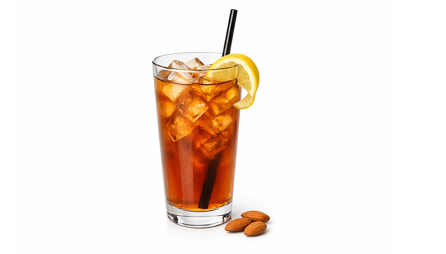 Ice Tea with Lemon Twist